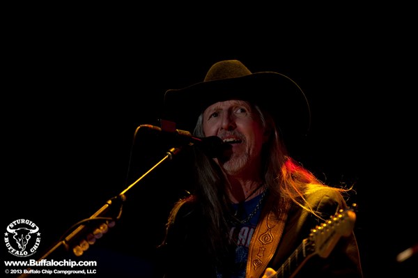 View photos from the 2013 Wolfman Jack Stage - Kid Rock/The Doobie Brothers/Jared James Nichols Photo Gallery